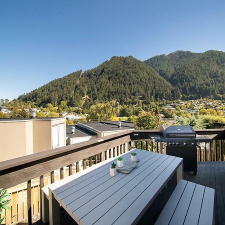 Central, Modern Loft Style Home - 2 Min Walk From Town Distretto di Distretto di Queenstown Esterno foto